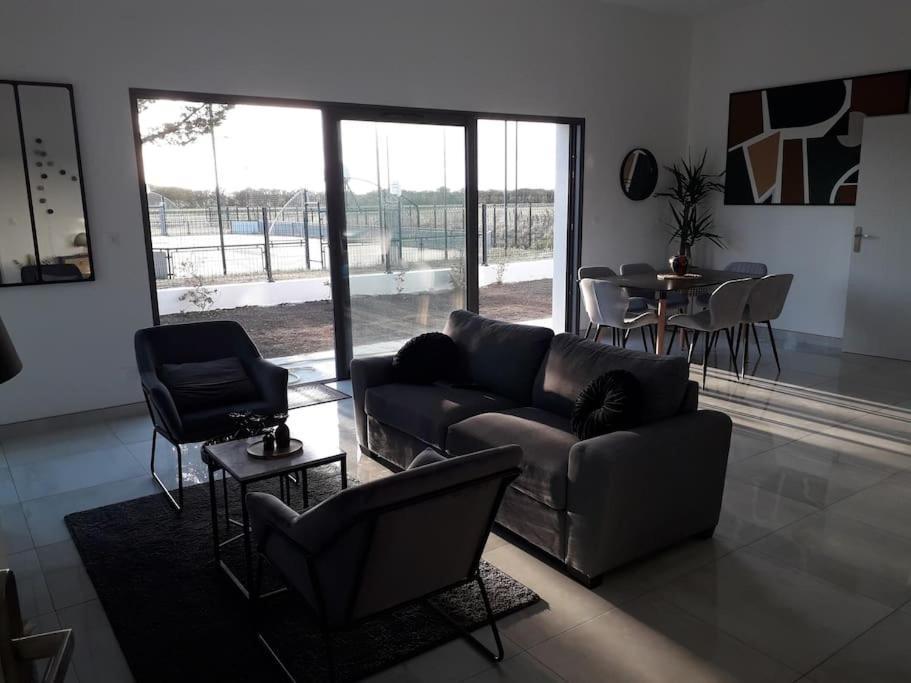 Maison Neuve De Standing 150 M2 Croix-Chapeau エクステリア 写真