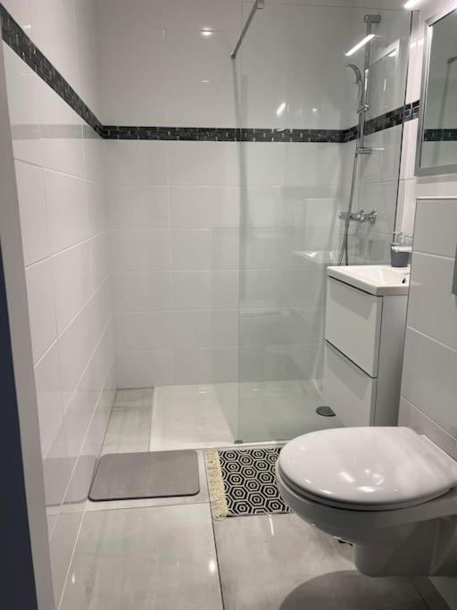 Maison Neuve De Standing 150 M2 Croix-Chapeau エクステリア 写真